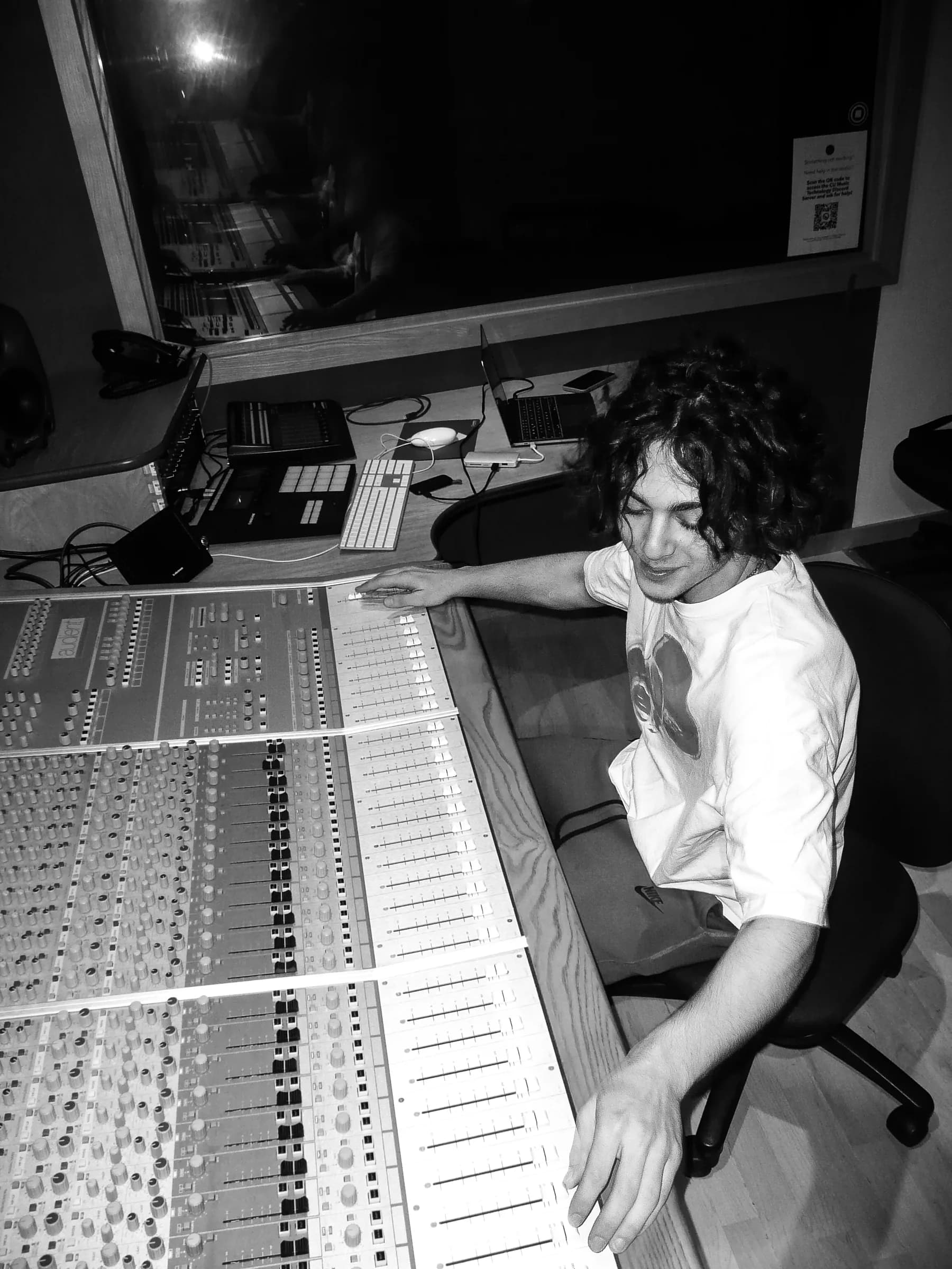 Studio session, B&W